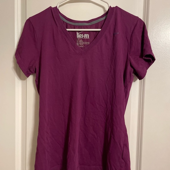 Nike DRI Fit Top - Picture 4 of 5